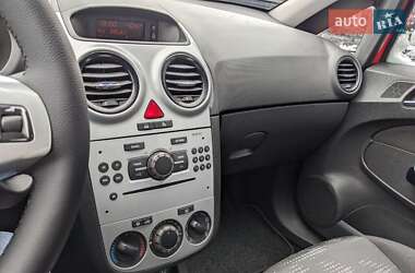 Хэтчбек Opel Corsa 2012 в Львове