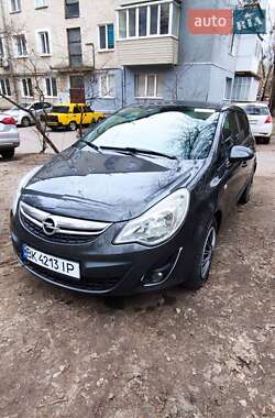 Хетчбек Opel Corsa 2011 в Рівному