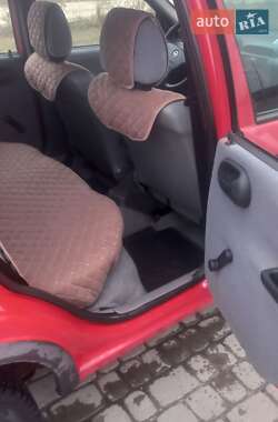 Хэтчбек Opel Corsa 1999 в 