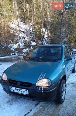 Хэтчбек Opel Corsa 1995 в Верховине