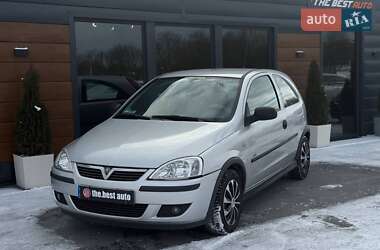 Хэтчбек Opel Corsa 2002 в Ровно