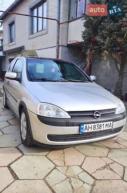 Хэтчбек Opel Corsa 2001 в Мукачево