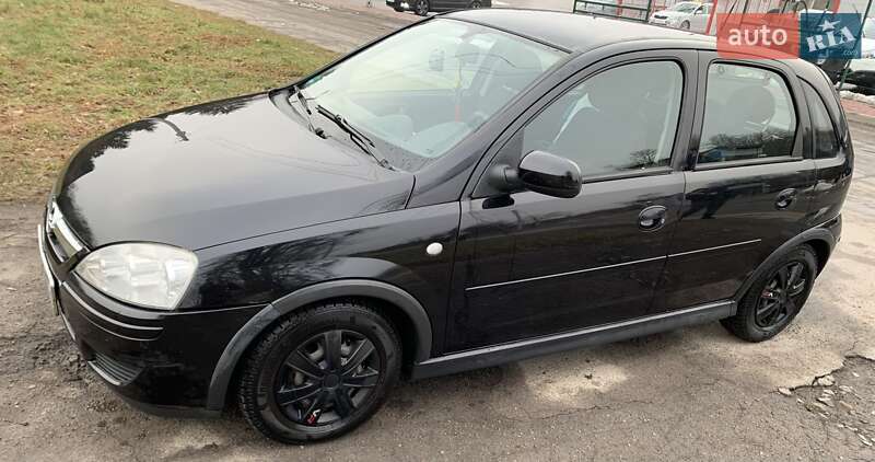 Хетчбек Opel Corsa 2005 в Луцьку