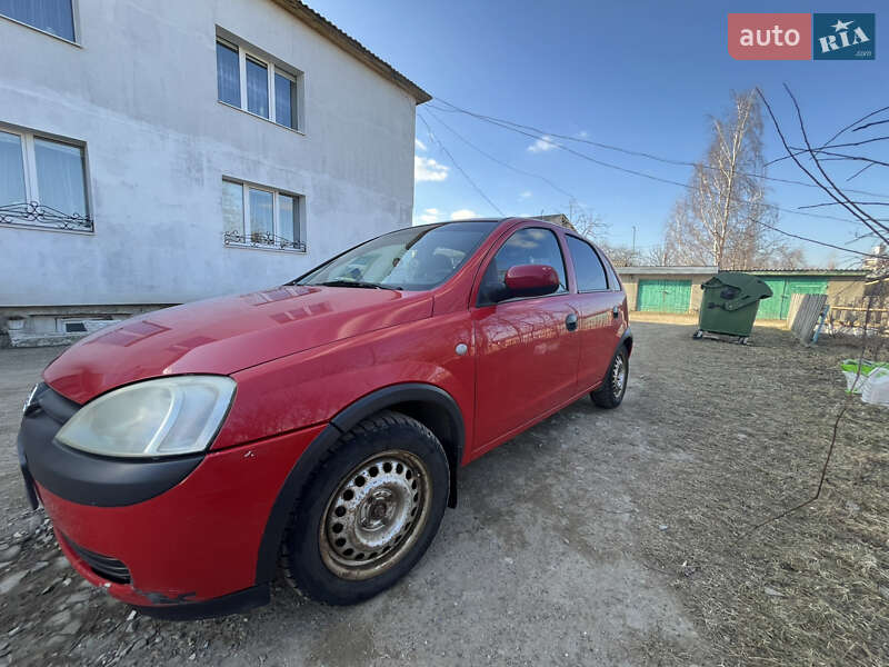 Хэтчбек Opel Corsa 2002 в Львове