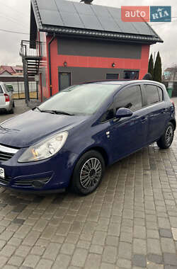 Хетчбек Opel Corsa 2010 в Івано-Франківську