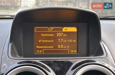 Хэтчбек Opel Corsa 2009 в 
