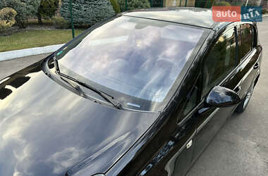 Хэтчбек Opel Corsa 2009 в 