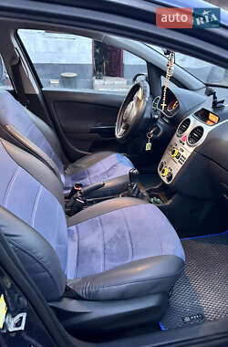 Хетчбек Opel Corsa 2009 в 