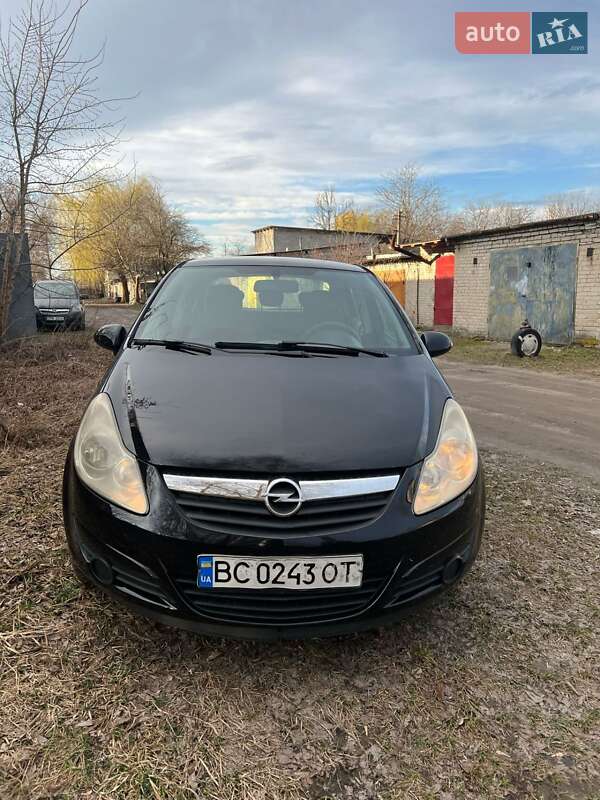 Хэтчбек Opel Corsa 2007 в Бродах