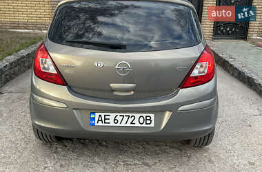 Хэтчбек Opel Corsa 2013 в Днепре