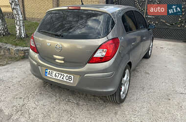 Хэтчбек Opel Corsa 2013 в Днепре