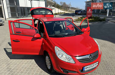 Хэтчбек Opel Corsa 2008 в 