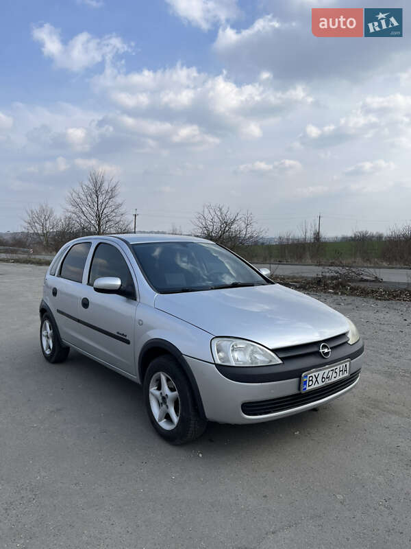 Хэтчбек Opel Corsa 2001 в Хмельницком