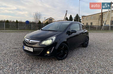Хэтчбек Opel Corsa 2014 в 