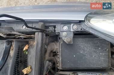 Хэтчбек Opel Corsa 2009 в 