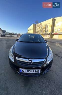 Хэтчбек Opel Corsa 2008 в 