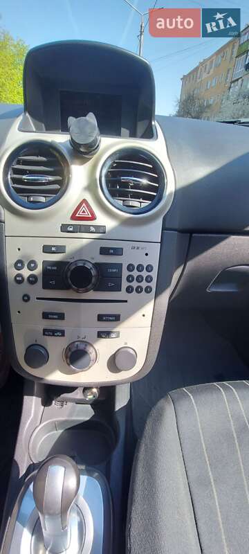 Хэтчбек Opel Corsa 2008 в Одессе