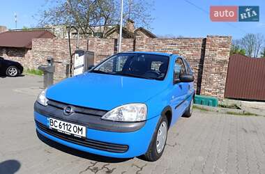 Хэтчбек Opel Corsa 2000 в Львове