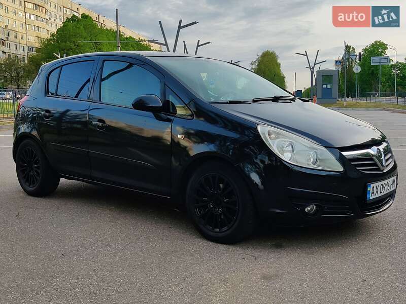 Хэтчбек Opel Corsa 2006 в Харькове