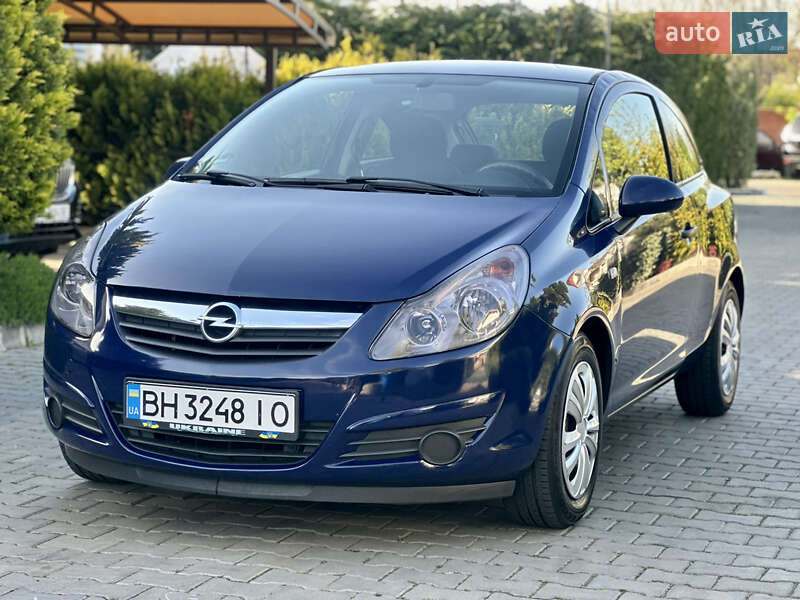 Хэтчбек Opel Corsa 2009 в Одессе
