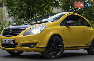 Хэтчбек Opel Corsa 2010 в 