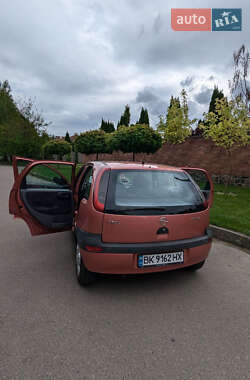 Хэтчбек Opel Corsa 2001 в 