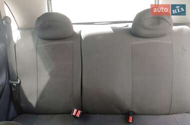 Хетчбек Opel Corsa 2002 в Волочиську