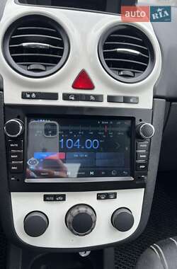 Хетчбек Opel Corsa 2008 в 