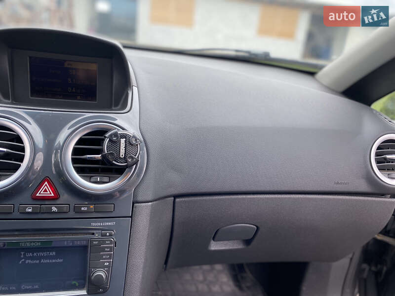 Хэтчбек Opel Corsa 2012 в Луцке