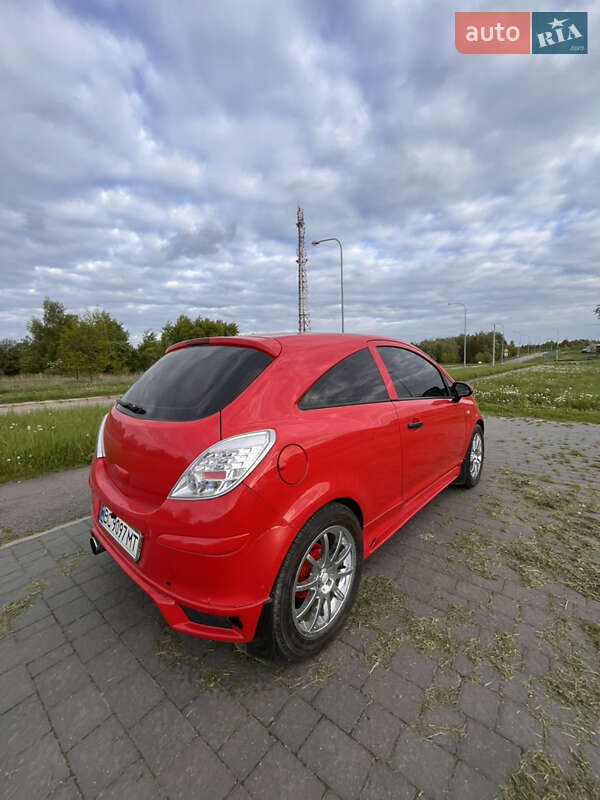 Хэтчбек Opel Corsa 2009 в Львове