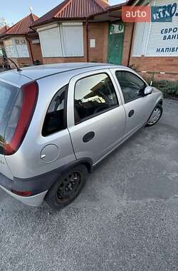 Хетчбек Opel Corsa 2002 в Петропавлівській Борщагівці