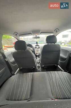 Хэтчбек Opel Corsa 2008 в 
