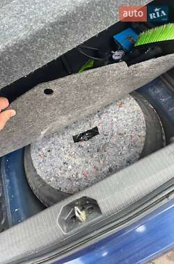 Хэтчбек Opel Corsa 2008 в 