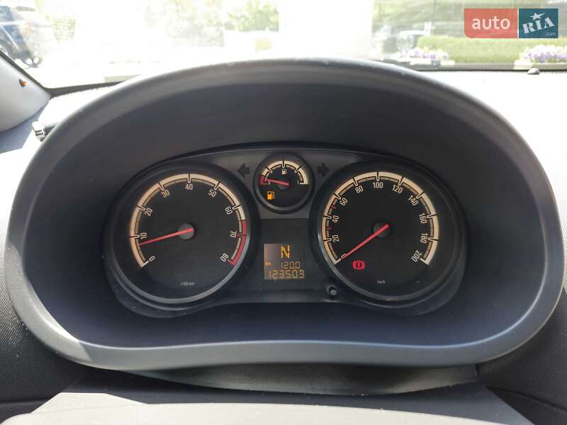 Хэтчбек Opel Corsa 2007 в Одессе
