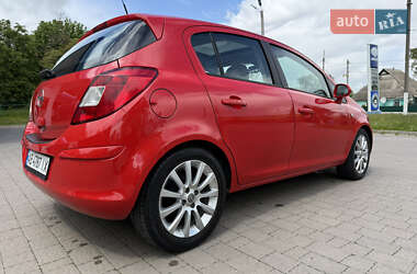 Хэтчбек Opel Corsa 2008 в 