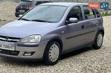 Хэтчбек Opel Corsa 2005 в Кременце