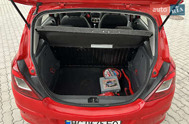 Хэтчбек Opel Corsa 2008 в 