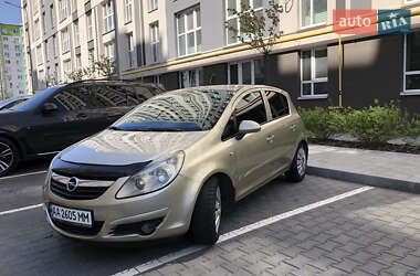Хетчбек Opel Corsa 2007 в 