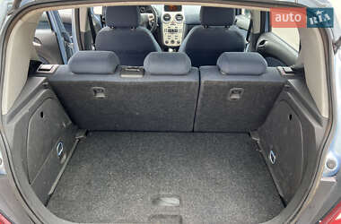 Хетчбек Opel Corsa 2007 в 