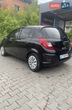Хэтчбек Opel Corsa 2008 в 