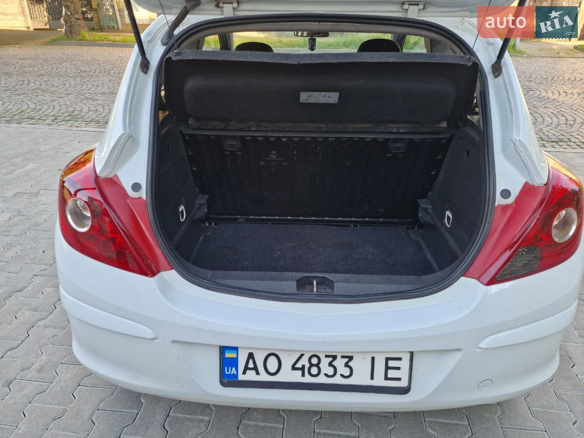 2011 Opel Corsa - мініатюра 9