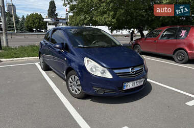 Хэтчбек Opel Corsa 2010 в Киеве