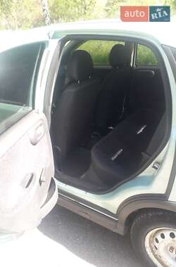 Хэтчбек Opel Corsa 2002 в 