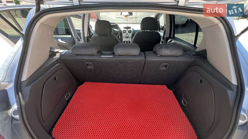 Хэтчбек Opel Corsa 2007 в Ивано-Франковске