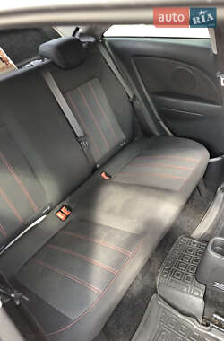 Хэтчбек Opel Corsa 2011 в 