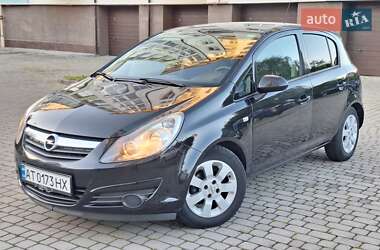 Хетчбек Opel Corsa 2010 в Івано-Франківську
