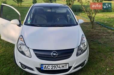 Хэтчбек Opel Corsa 2010 в Луцке