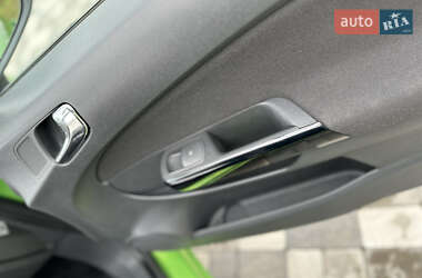 Хетчбек Opel Corsa 2011 в 