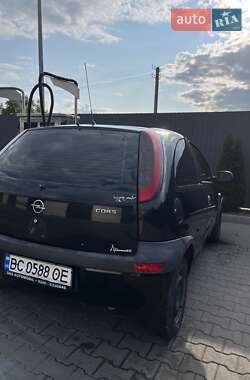 Хэтчбек Opel Corsa 2001 в 