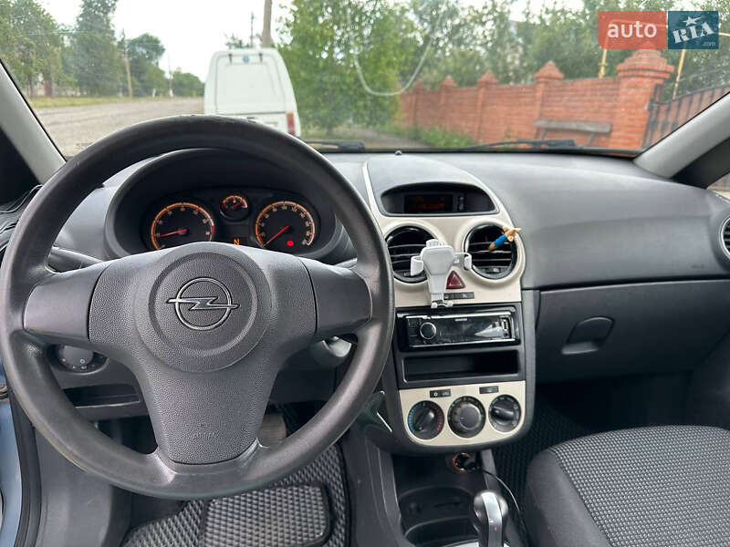 Хэтчбек Opel Corsa 2008 в Днепре